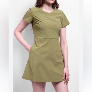 HIKERKIND Ultralight Trail Dress 02 A-line pockets
four-way stretch OEKO-TEX®